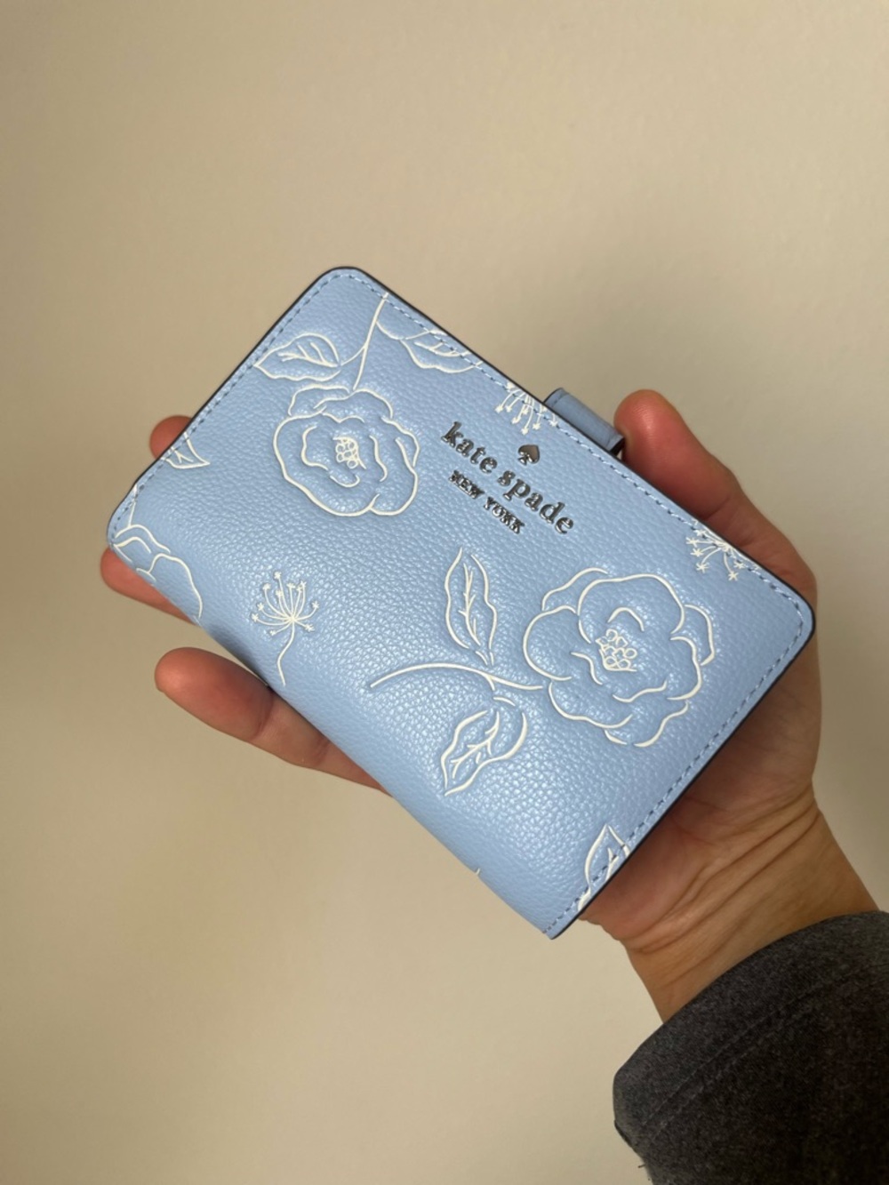 Kate Spade Floral Medium Bifold Wallet🎈🎈